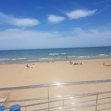 Appartement Apartament à Torrevieja Extérieur photo